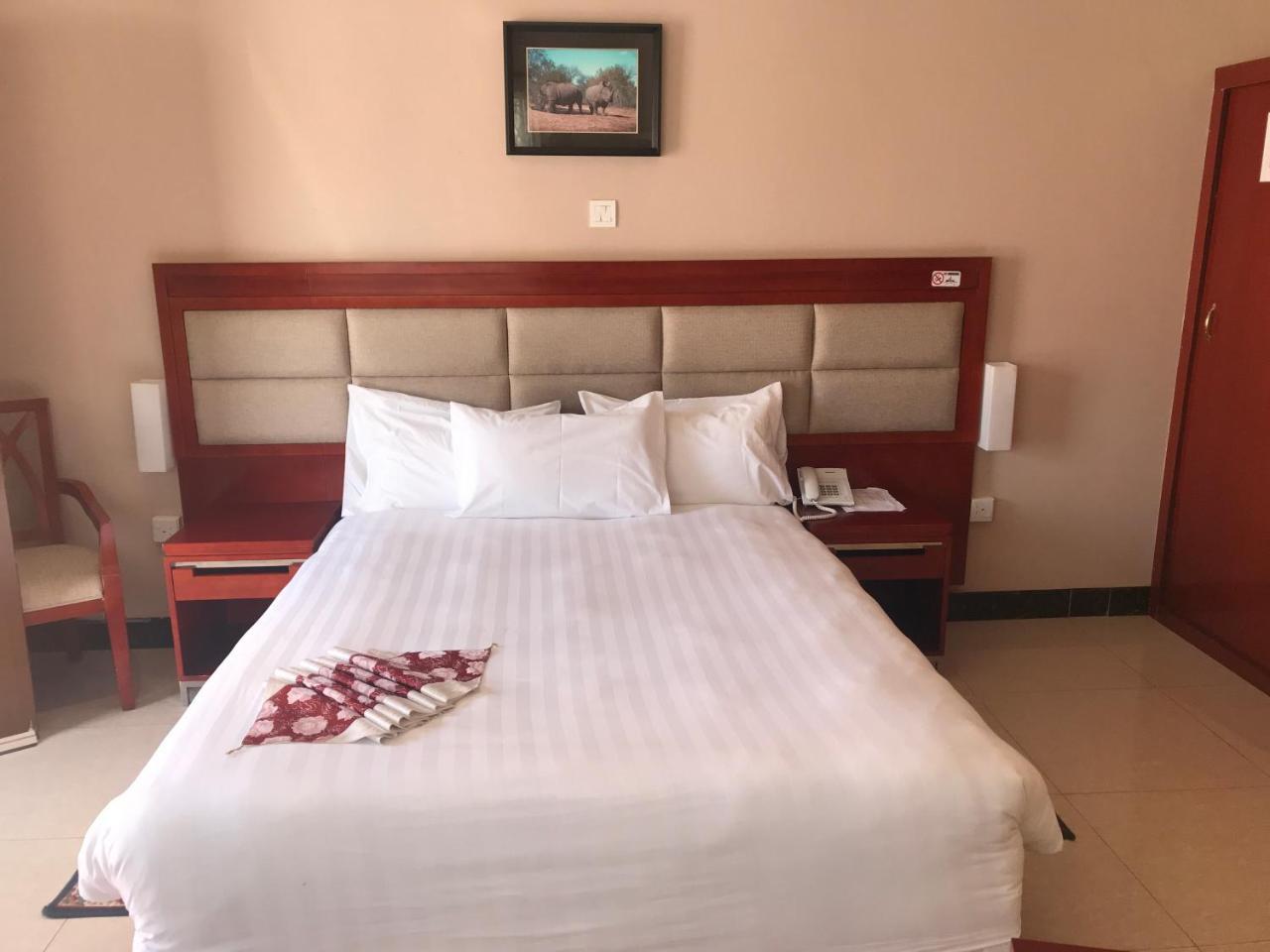 Northern Rock Hotel Mpika Rom bilde